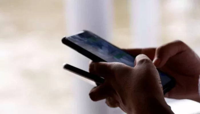cara agar whatsapp tidak terlihat online dan mengetik
