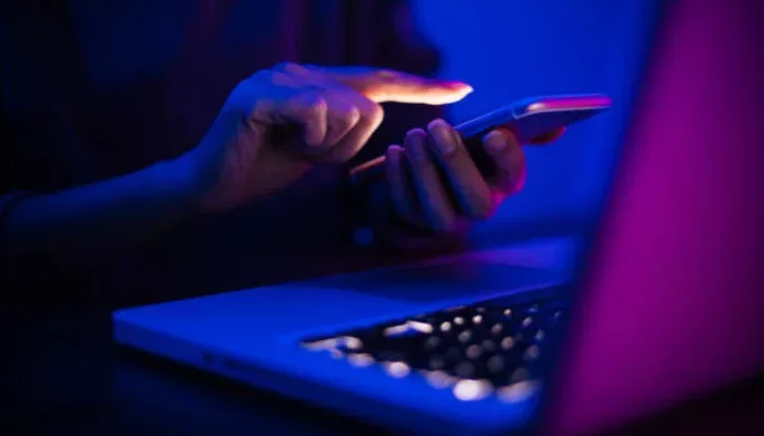 mengembalikan chat wa yang terhapus