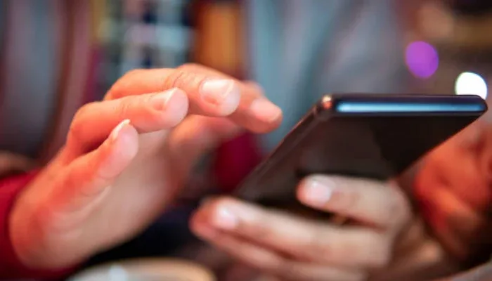 cara membuat wa tidak terlihat online