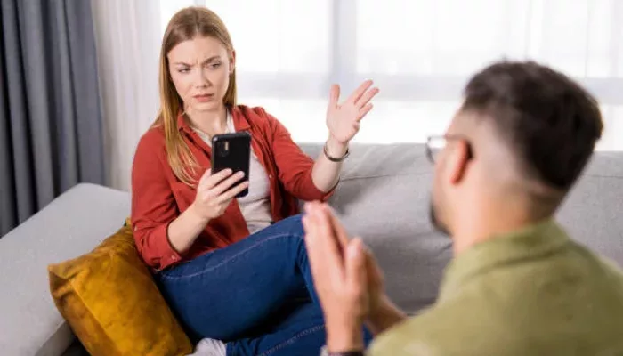 cara melihat chat whatsapp pasangan yang sudah dihapus