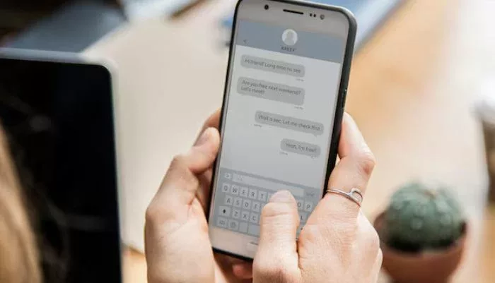 kembalikan chat wa yang terhapus